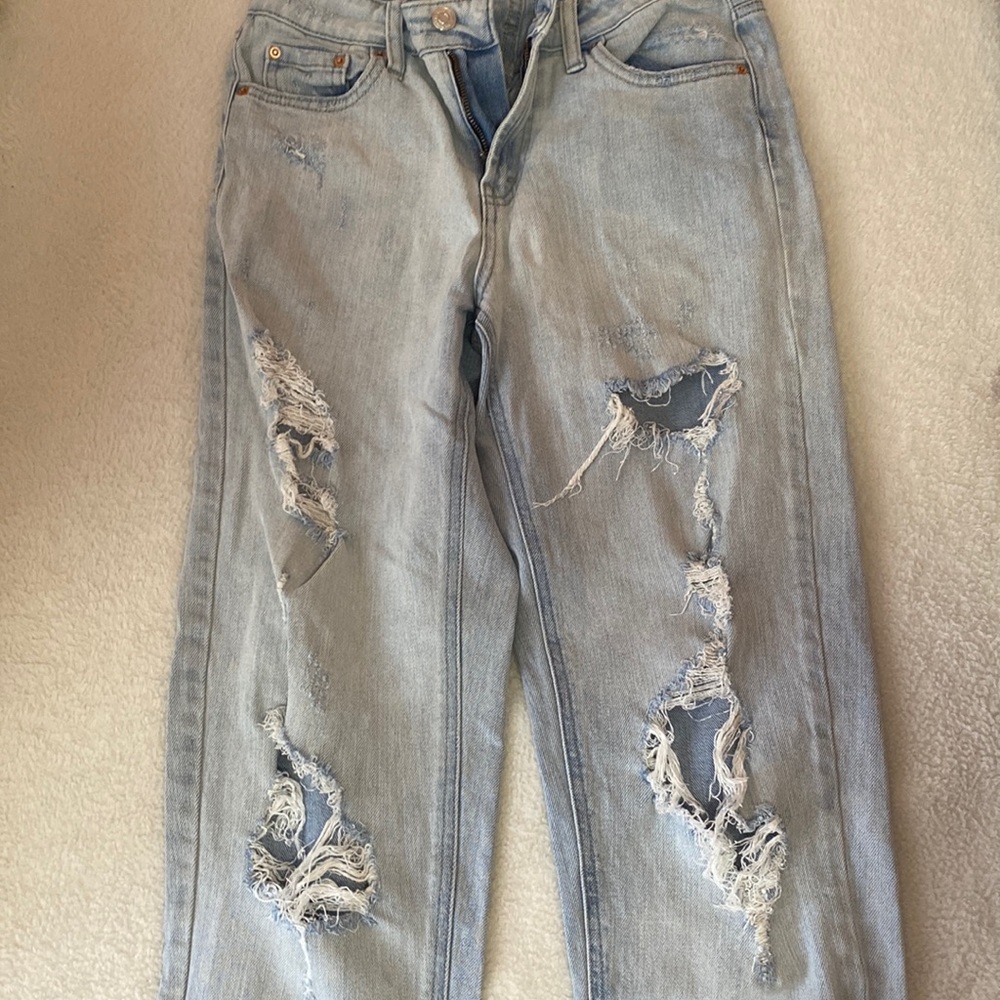 Wild fable boyfriend/mom jeans, light blue, size 0.